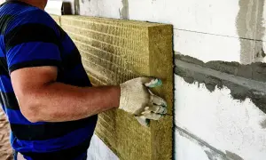 Wełna mineralna czy styropian – co wybrać dla lepszej izolacji?