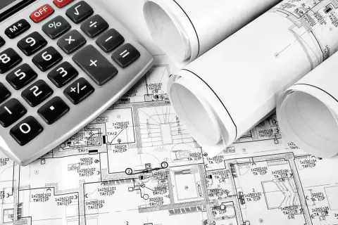 Kalkulator i projekty budowlane. Szacowanie koszt instalacji elektrycznej w domu 150m2.
