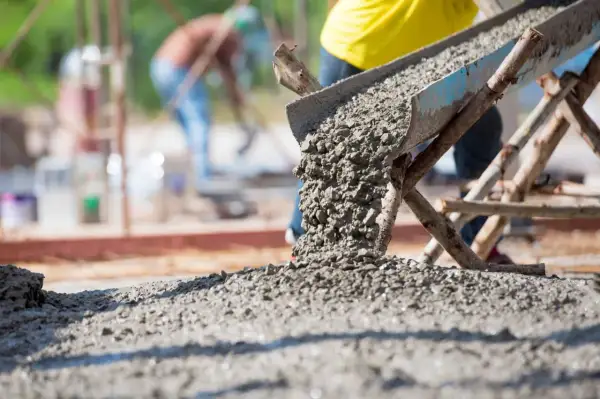 Ile betonu na m3? Oblicz dokładną ilość cementu dla swojego projektu